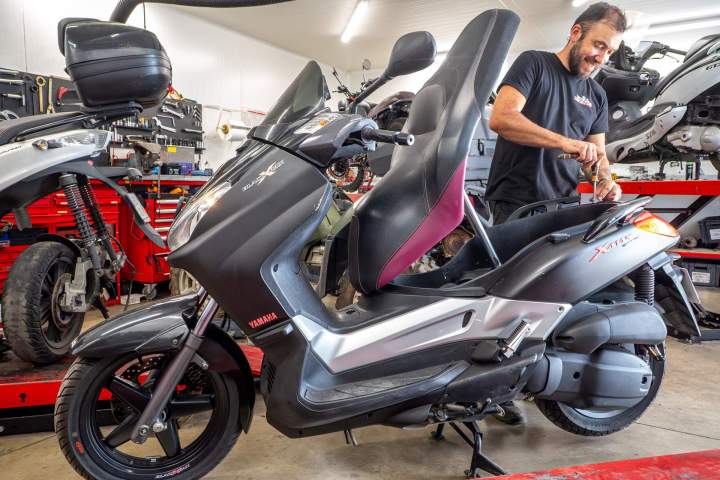 Vente pièces détachées pour scooter et moto Béziers